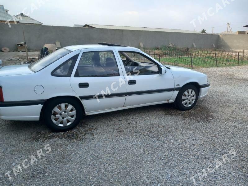 Opel Vectra 1993 - 30 000 TMT - Mary - img 3