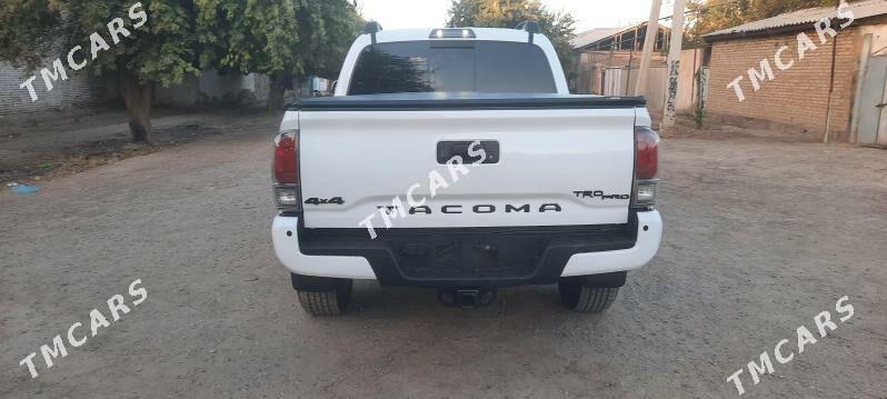 Toyota Tacoma 2018 - 490 000 TMT - Мары - img 6