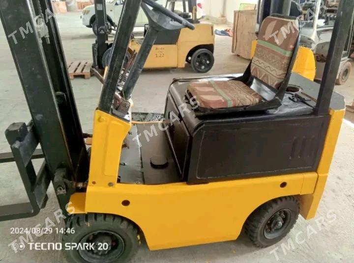 Kara Forklift 2024 - 75 000 TMT - Aşgabat - img 2