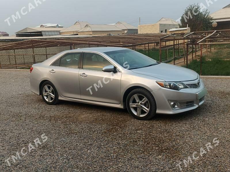 Toyota Camry 2012 - 200 000 TMT - Мары - img 2