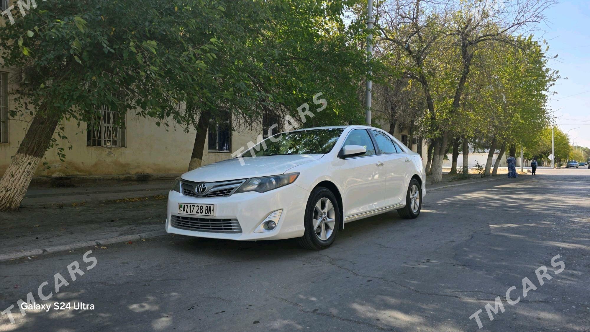 Toyota Camry 2014 - 260 000 TMT - Балканабат - img 6