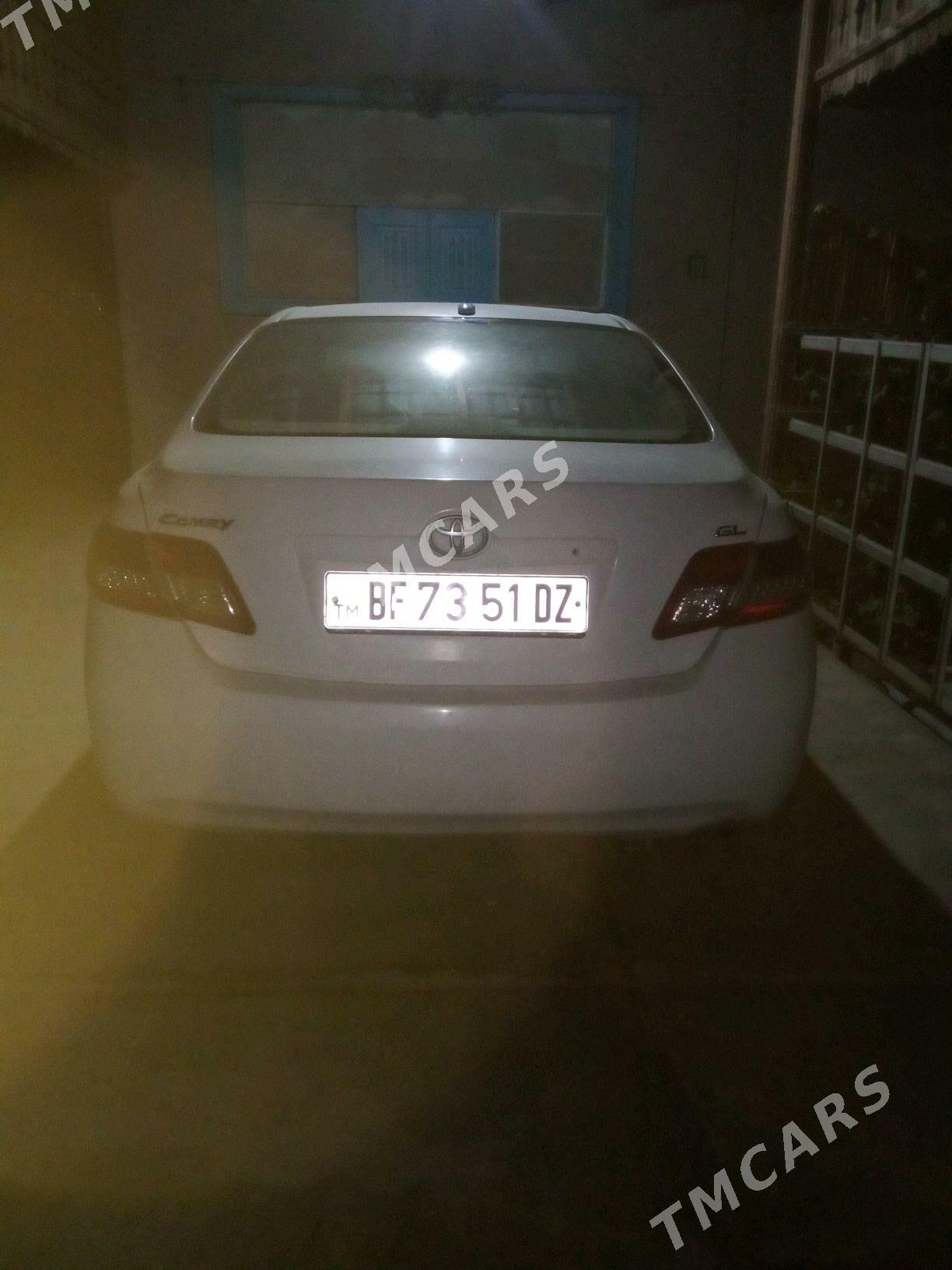 Toyota Camry 2006 - 105 000 TMT - Gurbansoltan Eje - img 2