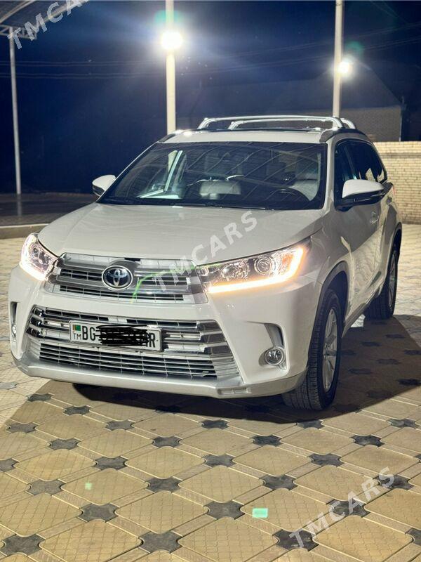 Toyota Highlander 2018 - 420 000 TMT - Мары - img 5