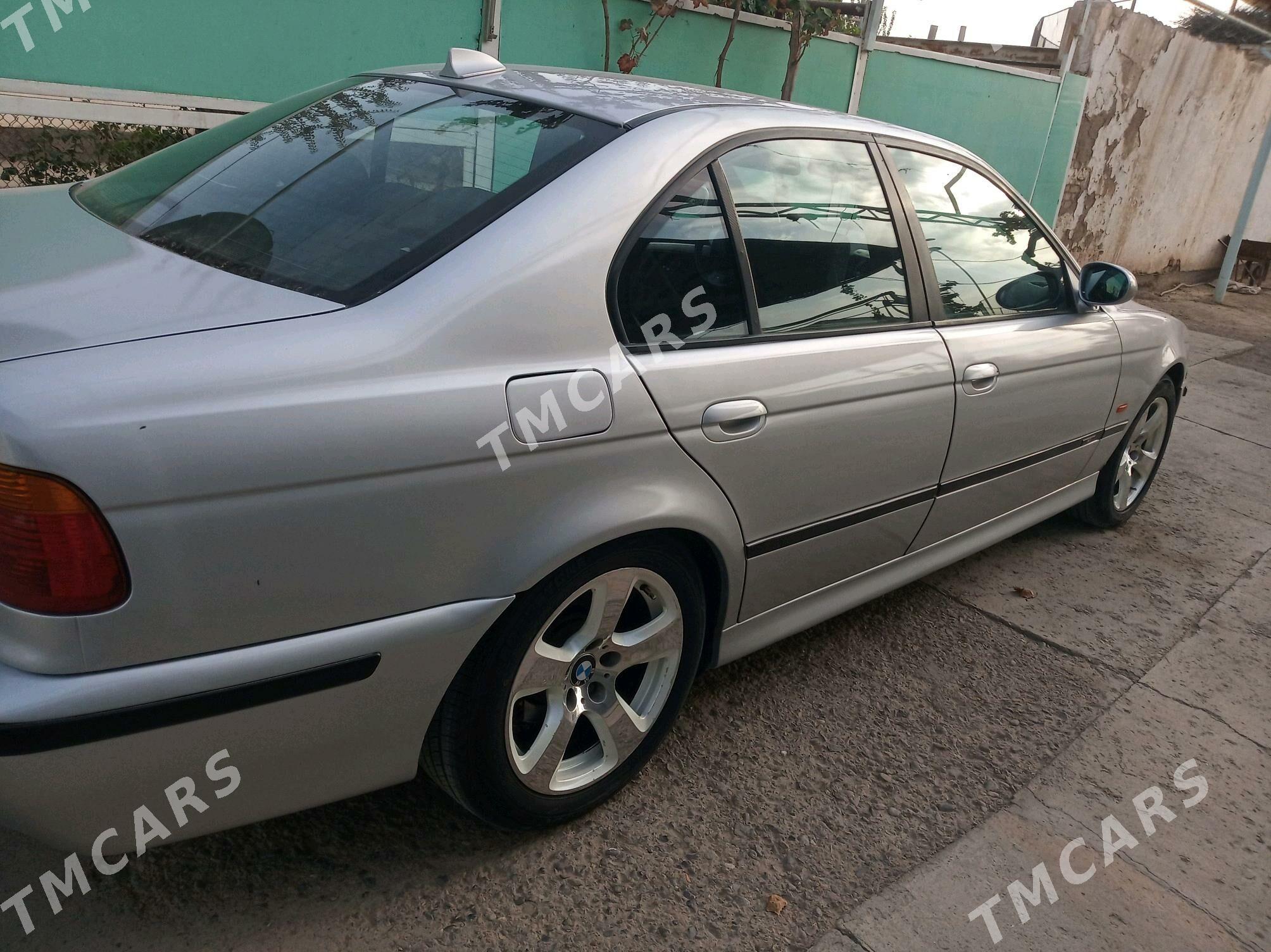 BMW 5 Series 2000 - 90 000 TMT - Байрамали - img 2