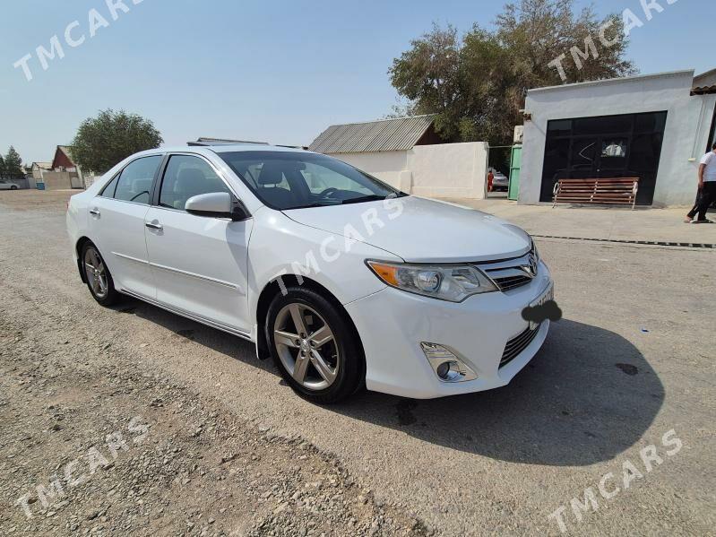 Toyota Camry 2013 - 195 000 TMT - Balkanabat - img 2