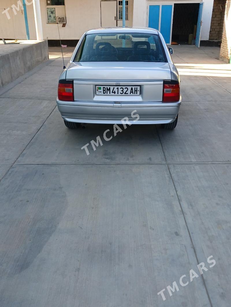 Opel Vectra 1989 - 27 000 TMT - Änew - img 5