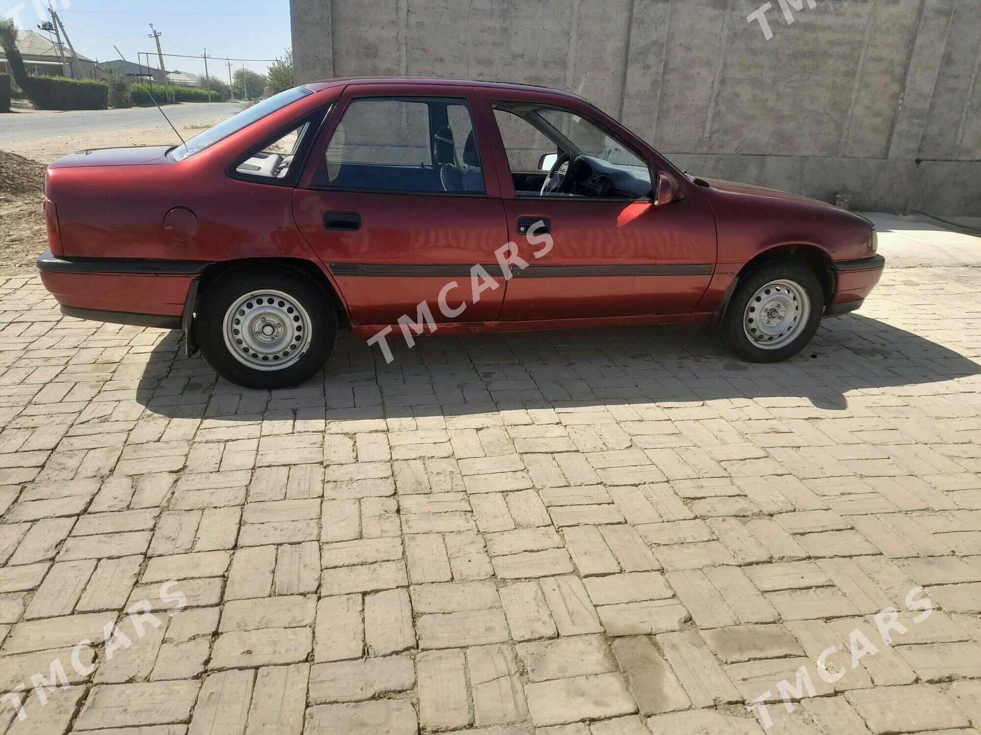 Opel Vectra 1989 - 15 000 TMT - Мургап - img 2