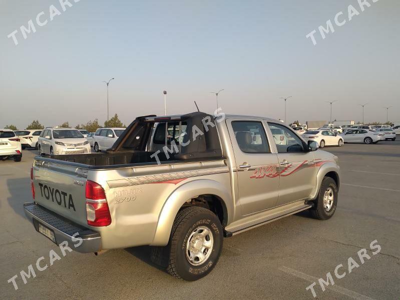 Toyota Hilux 2013 - 345 000 TMT - Ашхабад - img 7