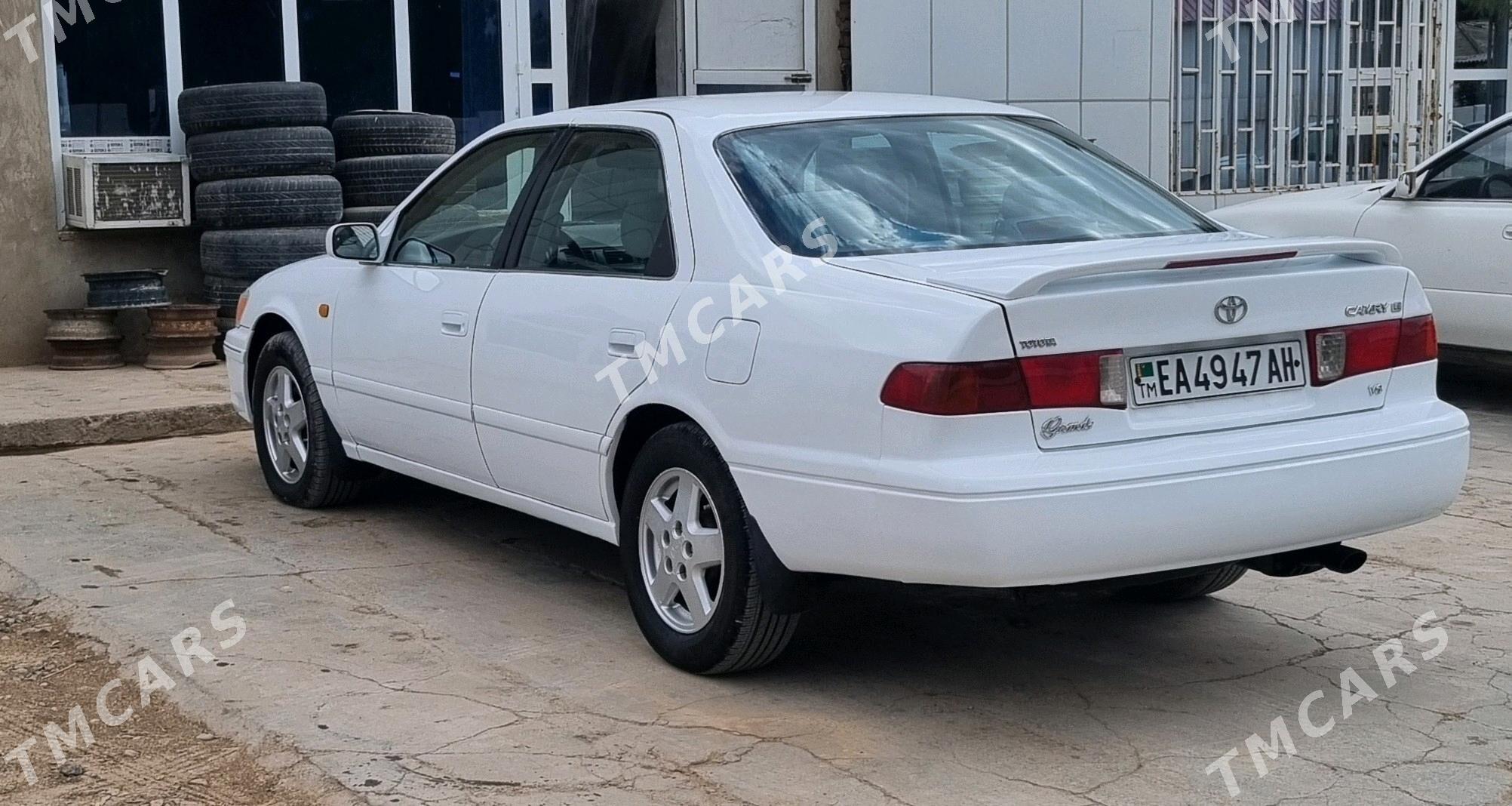 Toyota Camry 2001 - 135 000 TMT - Бахарден - img 4