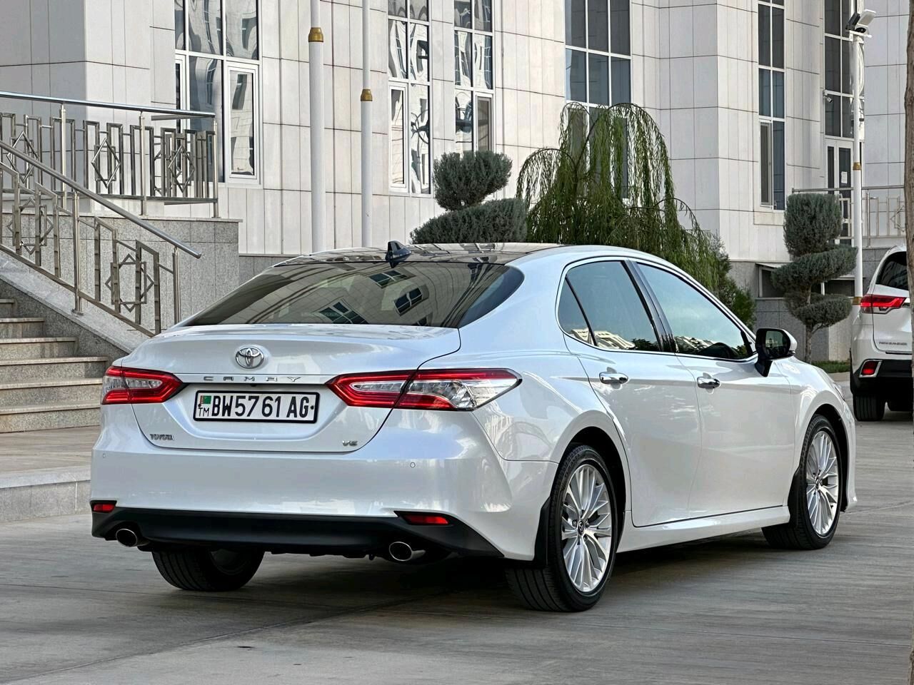 Toyota Camry 2019 - 519 000 TMT - Aşgabat - img 5