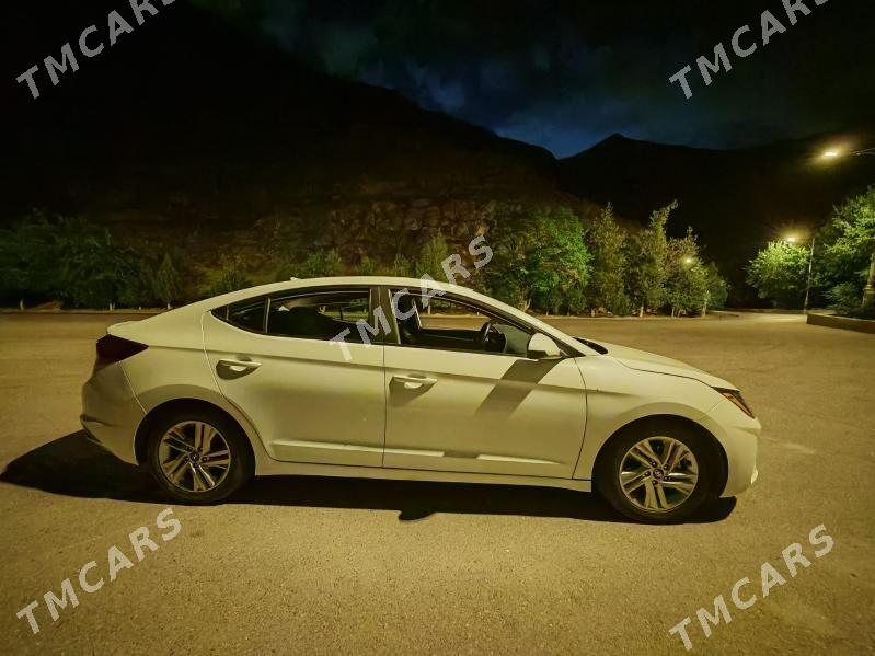 Hyundai Elantra 2019 - 220 000 TMT - Aşgabat - img 2