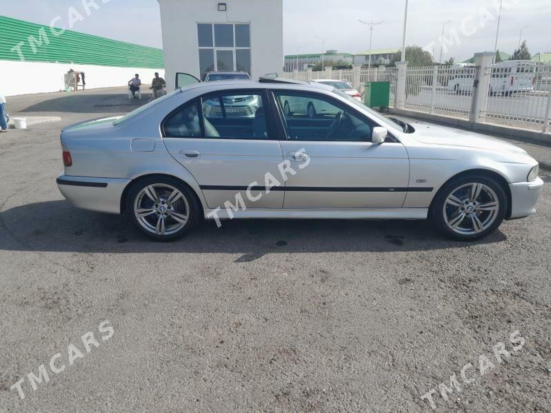 BMW E39 2003 - 105 000 TMT - Aşgabat - img 2