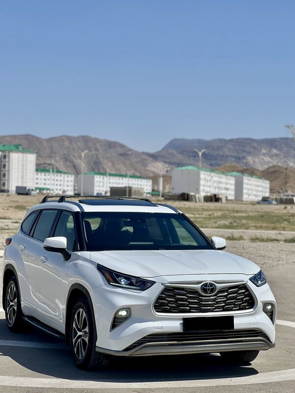 Toyota Highlander 2021 - 500 000 TMT - Aşgabat - img 6