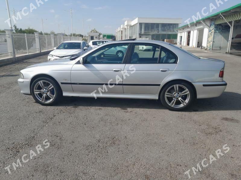 BMW E39 2003 - 105 000 TMT - Aşgabat - img 3