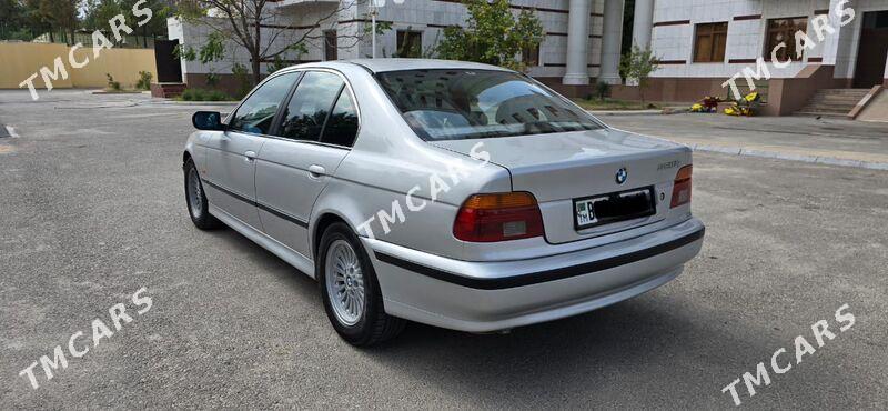 BMW E39 2001 - 90 000 TMT - Ашхабад - img 9