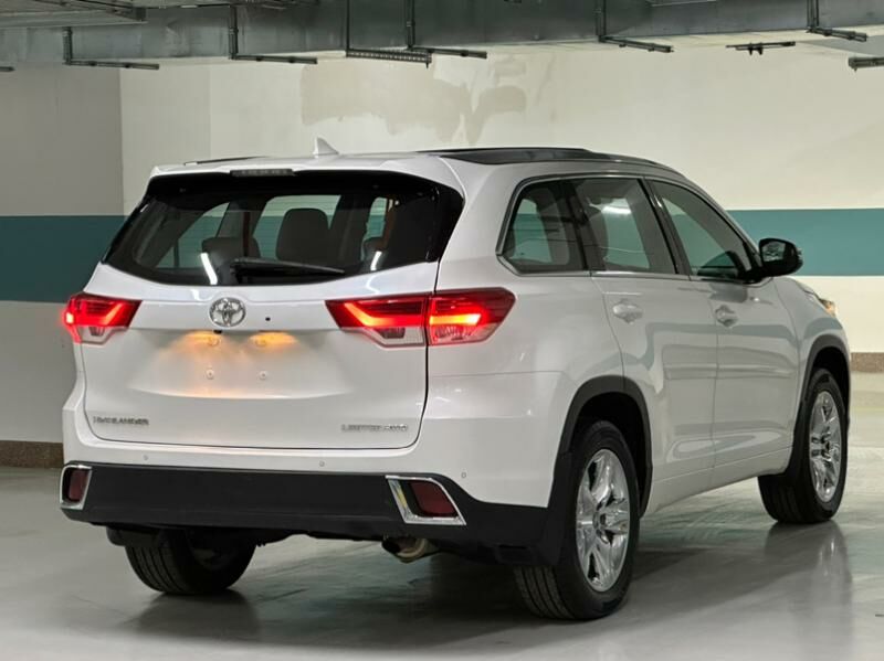 Toyota Highlander 2019 - 645 000 TMT - Aşgabat - img 4