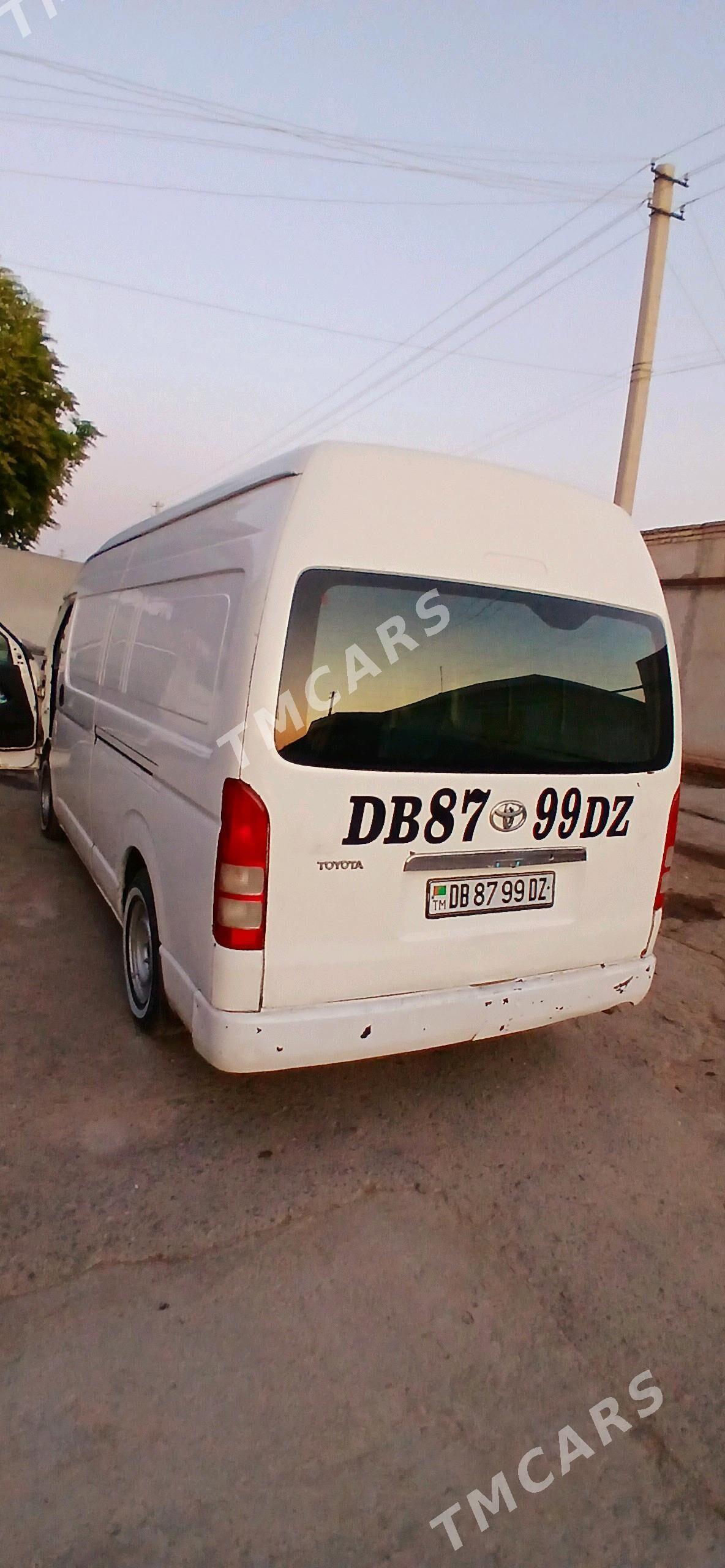 Toyota Hiace 2005 - 180 000 TMT - Дашогуз - img 2