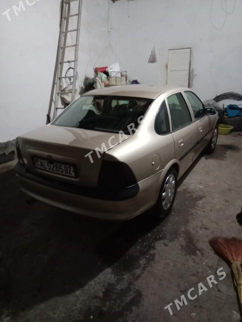 Opel Vectra 1998 - 40 000 TMT - Дашогуз - img 3