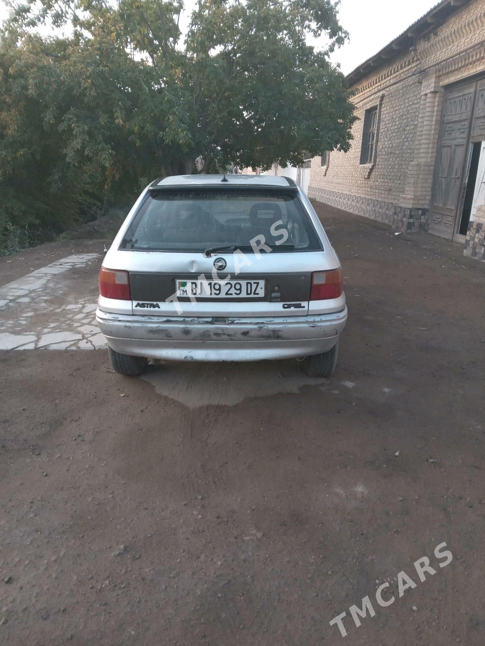 Opel Astra 1992 - 35 000 TMT - Болдумсаз - img 3