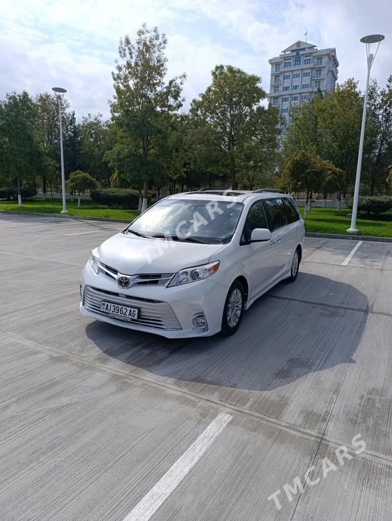 Toyota Sienna 2019 - 530 000 TMT - Çoganly - img 4