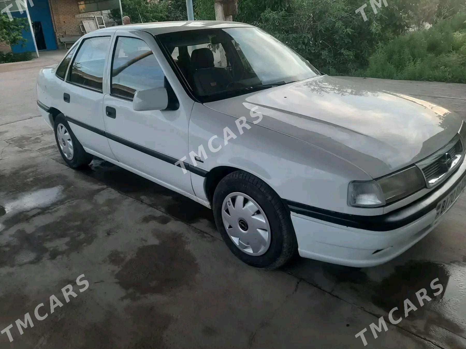 Opel Vectra 1994 - 37 000 TMT - Губадаг - img 3