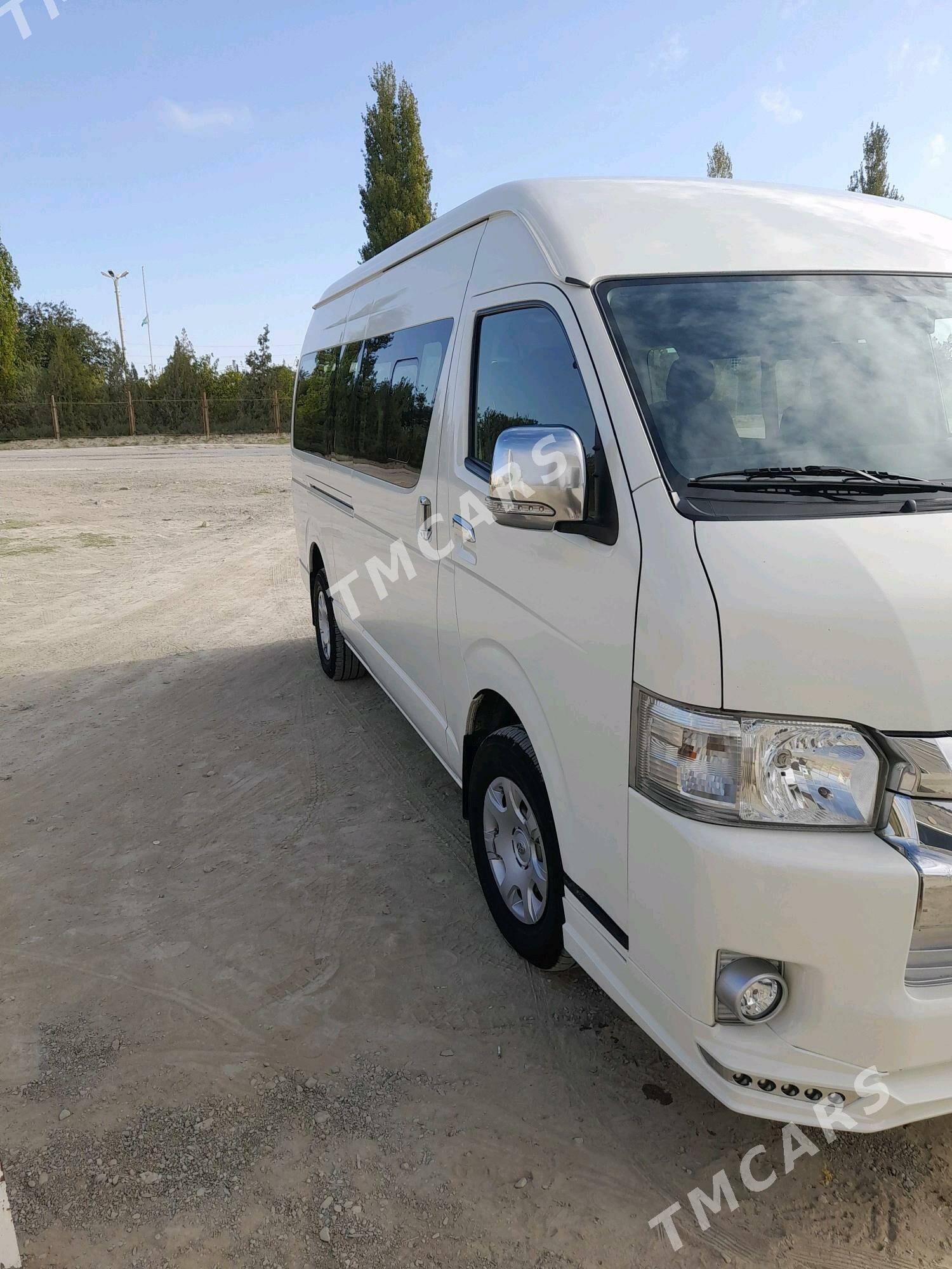 Toyota Hiace 2015 - 480 000 TMT - Balkanabat - img 3