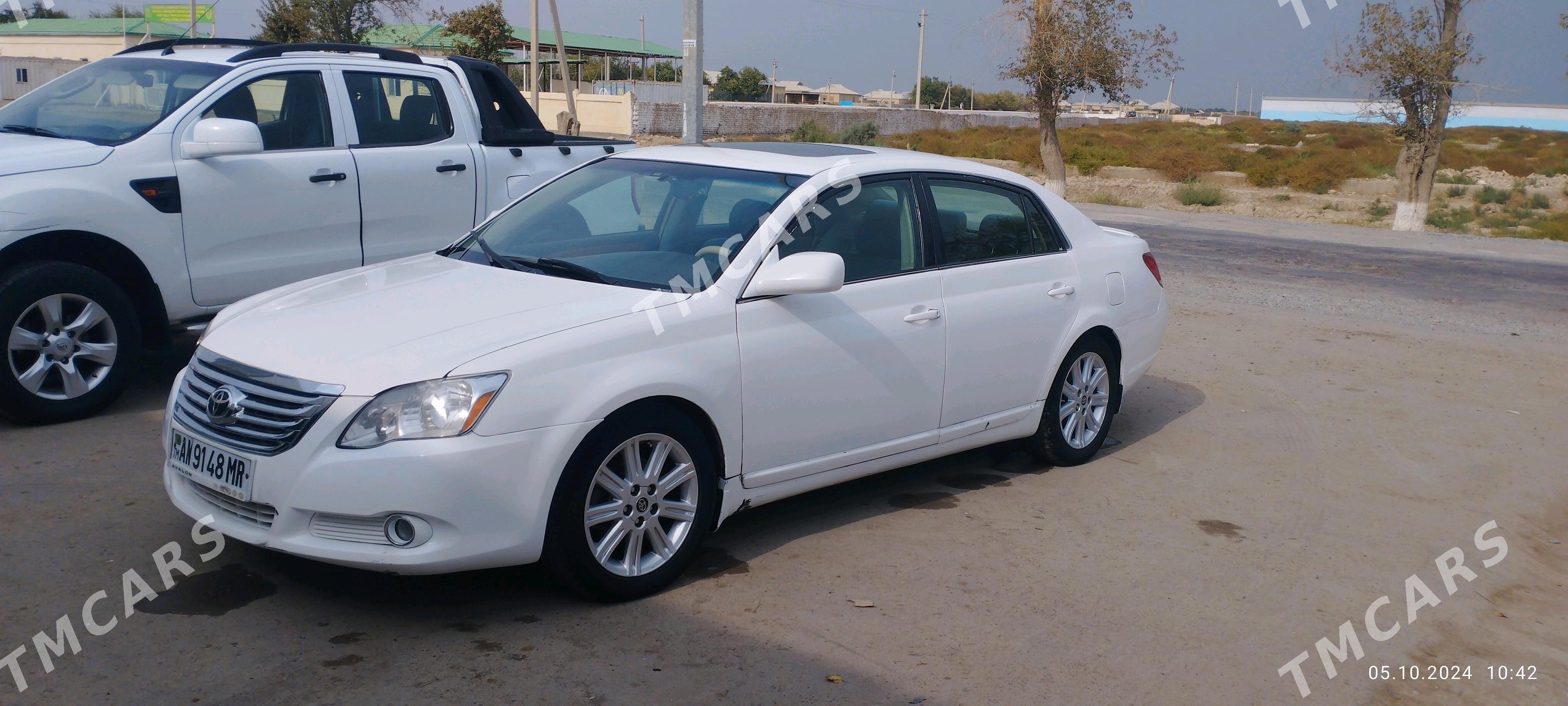 Toyota Avalon 2006 - 135 000 TMT - Мары - img 3