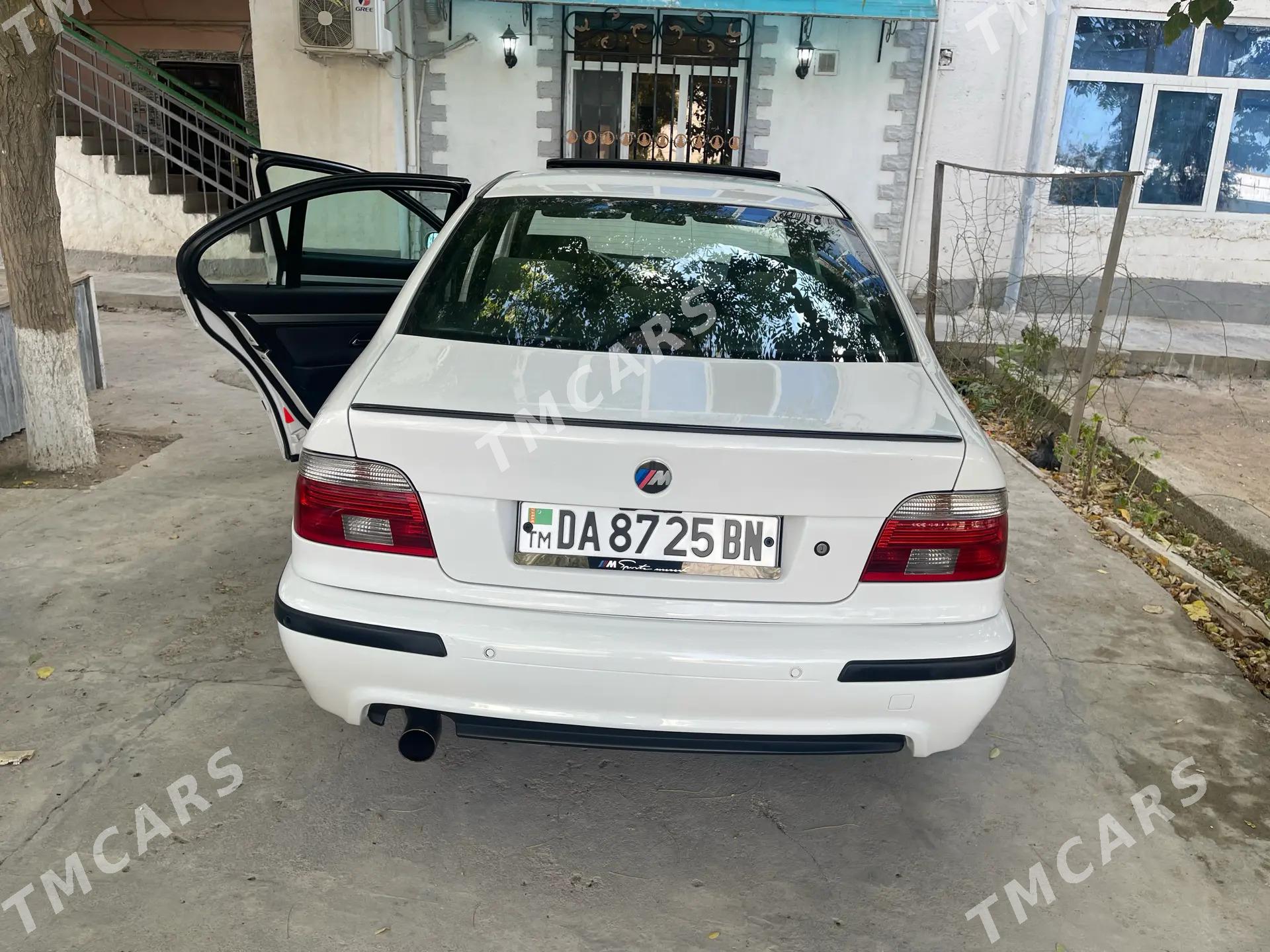 BMW E39 2002 - 145 000 TMT - Türkmenbaşy - img 6