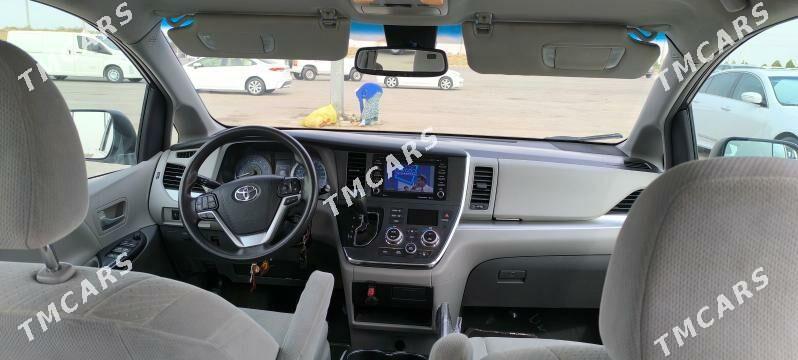 Toyota Sienna 2019 - 355 000 TMT - Aşgabat - img 5