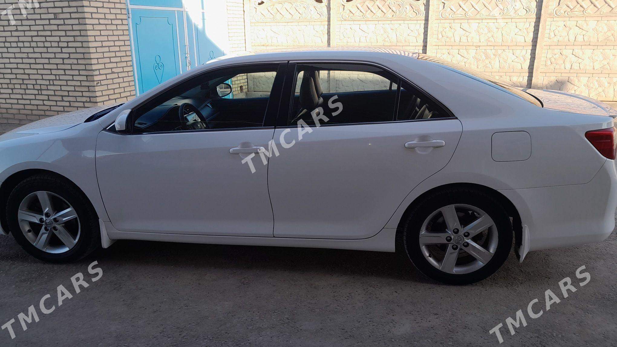 Toyota Camry 2012 - 160 000 TMT - Mary - img 4