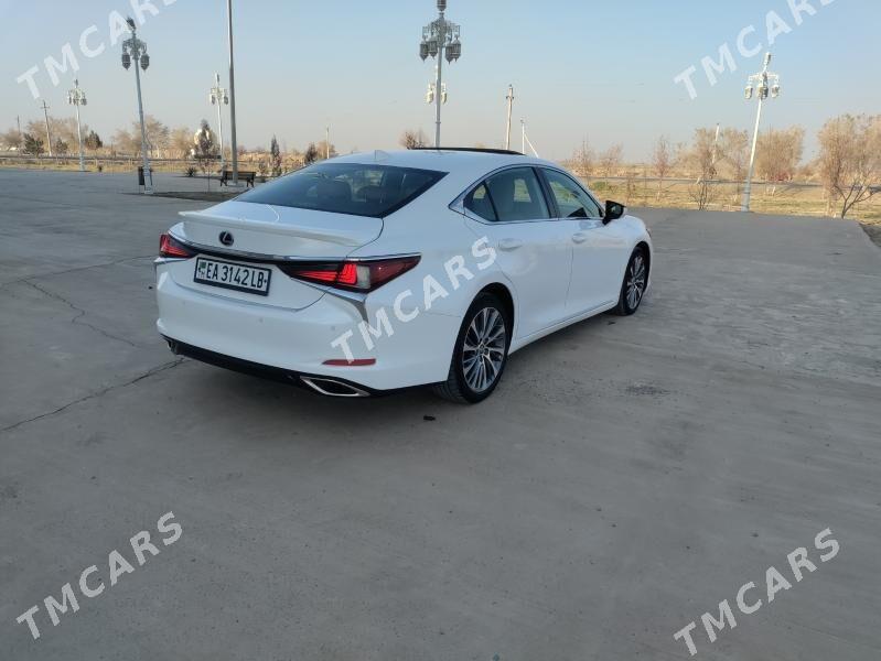 Lexus ES 350 2019 - 440 000 TMT - Халач - img 5