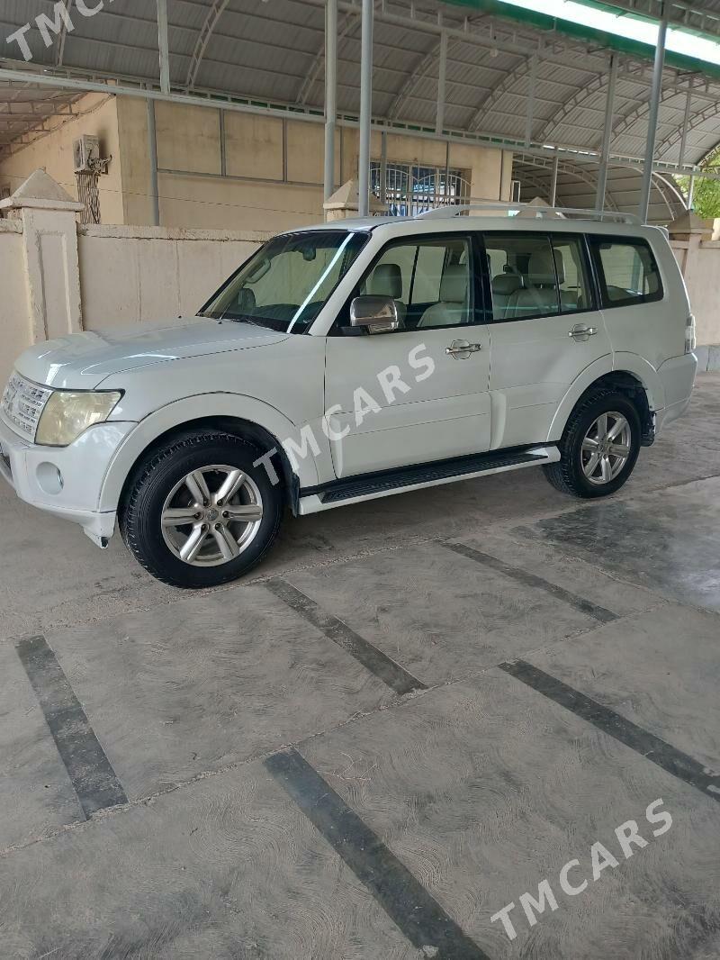 Mitsubishi Pajero 2008 - 168 000 TMT - Бузмеин - img 2