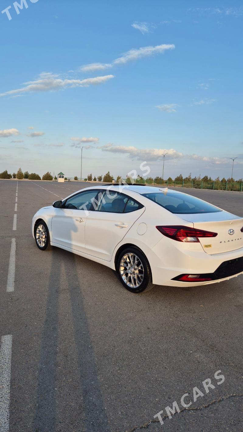 Hyundai Elantra 2019 - 235 000 TMT - Ашхабад - img 4