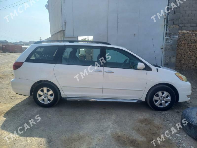 Toyota Sienna 2005 - 220 000 TMT - Магданлы - img 3