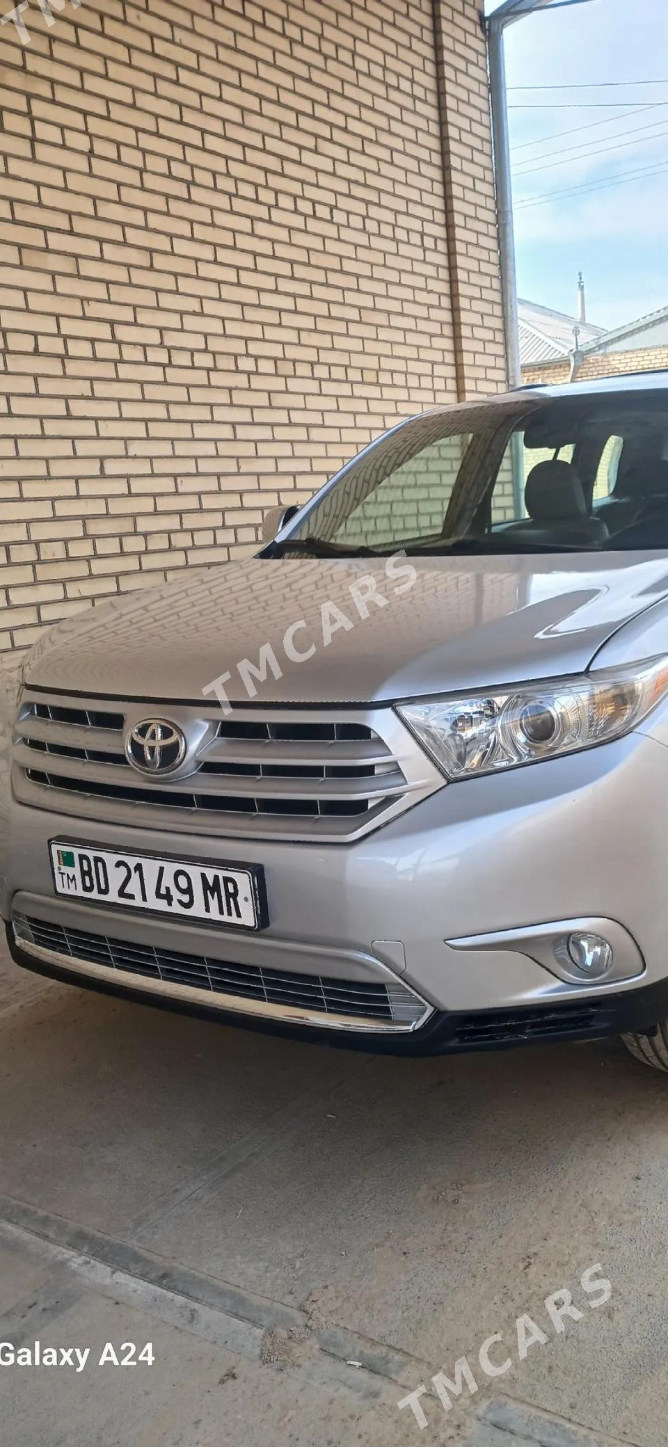 Toyota Highlander 2012 - 298 000 TMT - Мары - img 2