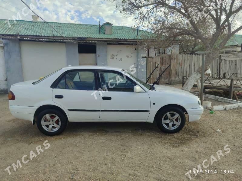 Toyota Corolla 1999 - 40 000 TMT - Балканабат - img 2