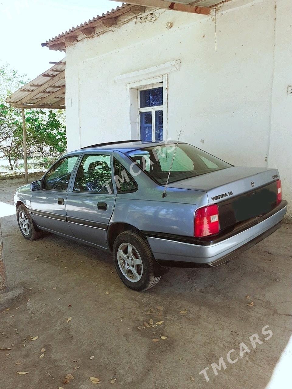 Opel Vectra 1992 - 30 000 TMT - Болдумсаз - img 3