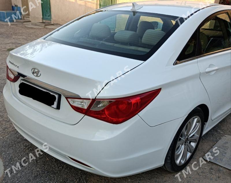 Hyundai Sonata 2010 - 140 000 TMT - Çoganly - img 4