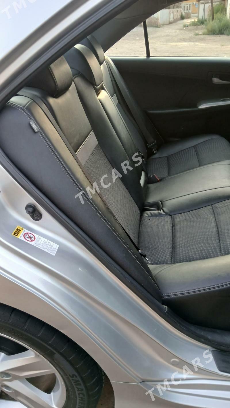 Toyota Camry 2013 - 200 000 TMT - Köneürgenç - img 2