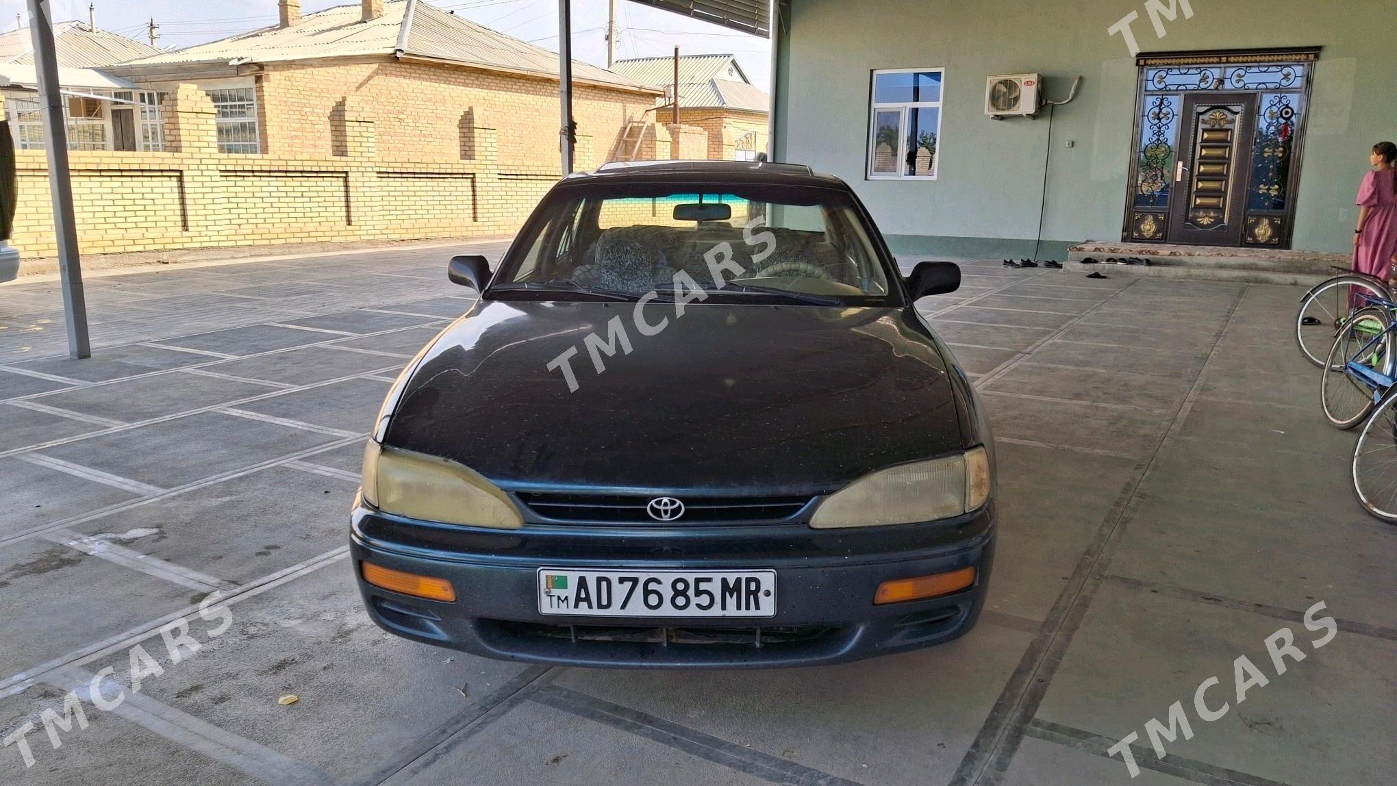 Toyota Camry 1995 - 65 000 TMT - Мургап - img 2