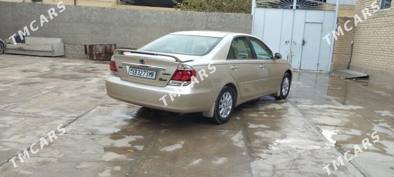 Toyota Camry 2004 - 140 000 TMT - Мары - img 3