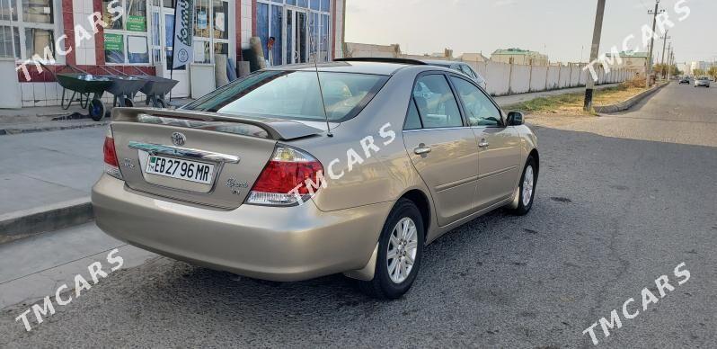 Toyota Camry 2003 - 185 000 TMT - Байрамали - img 4