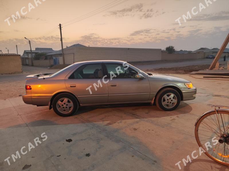 Toyota Camry 1998 - 105 000 TMT - Мары - img 2