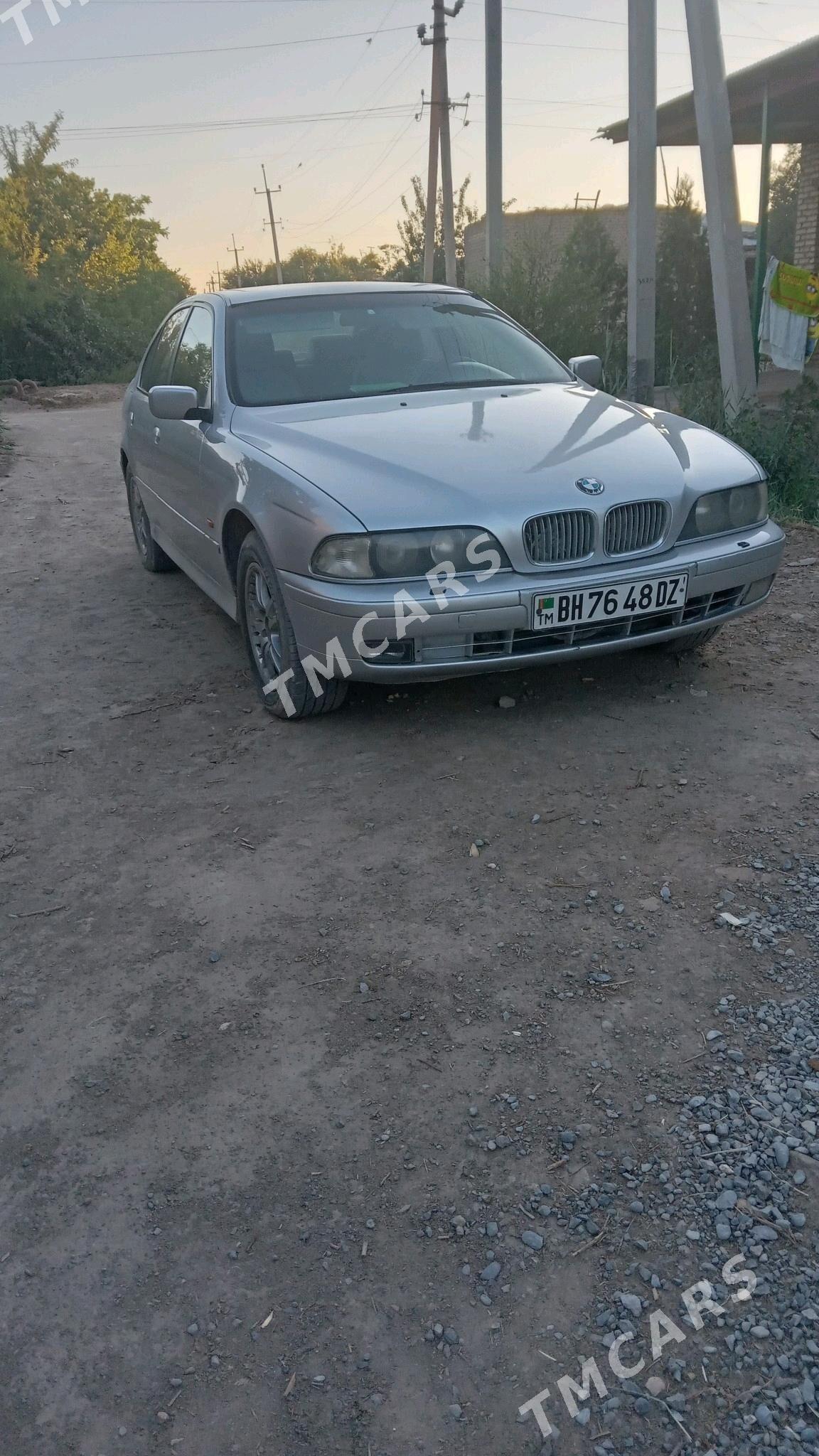 BMW E39 1999 - 75 000 TMT - Дашогуз - img 2