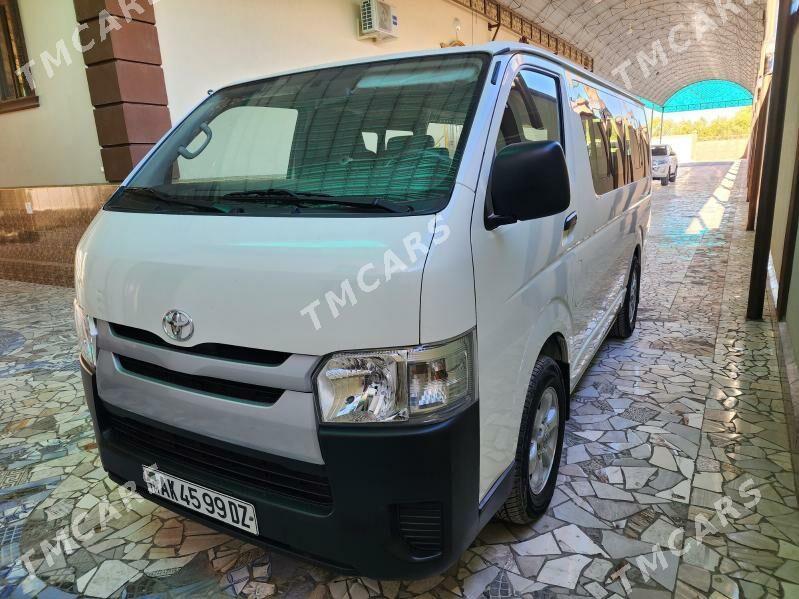 Toyota Hiace 2015 - 540 000 TMT - Дашогуз - img 5