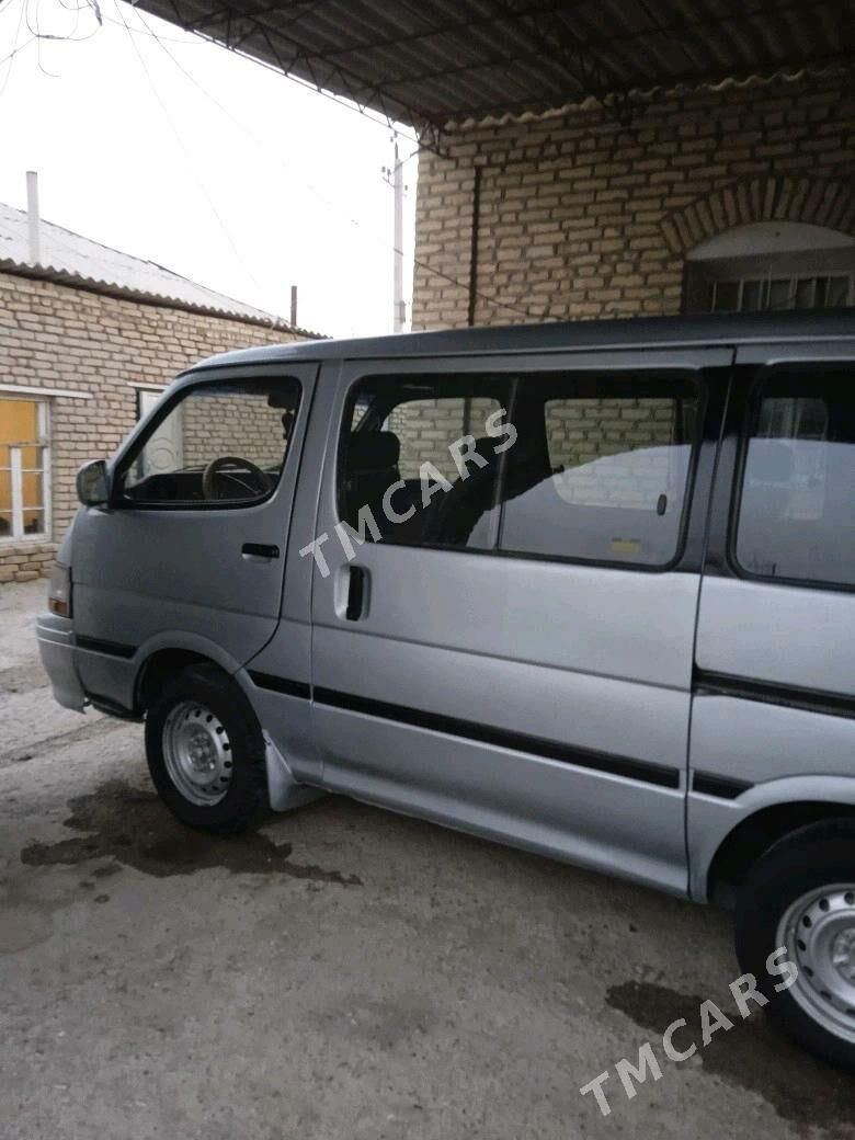 Toyota Hiace 1992 - 55 000 TMT - Сакарчага - img 4