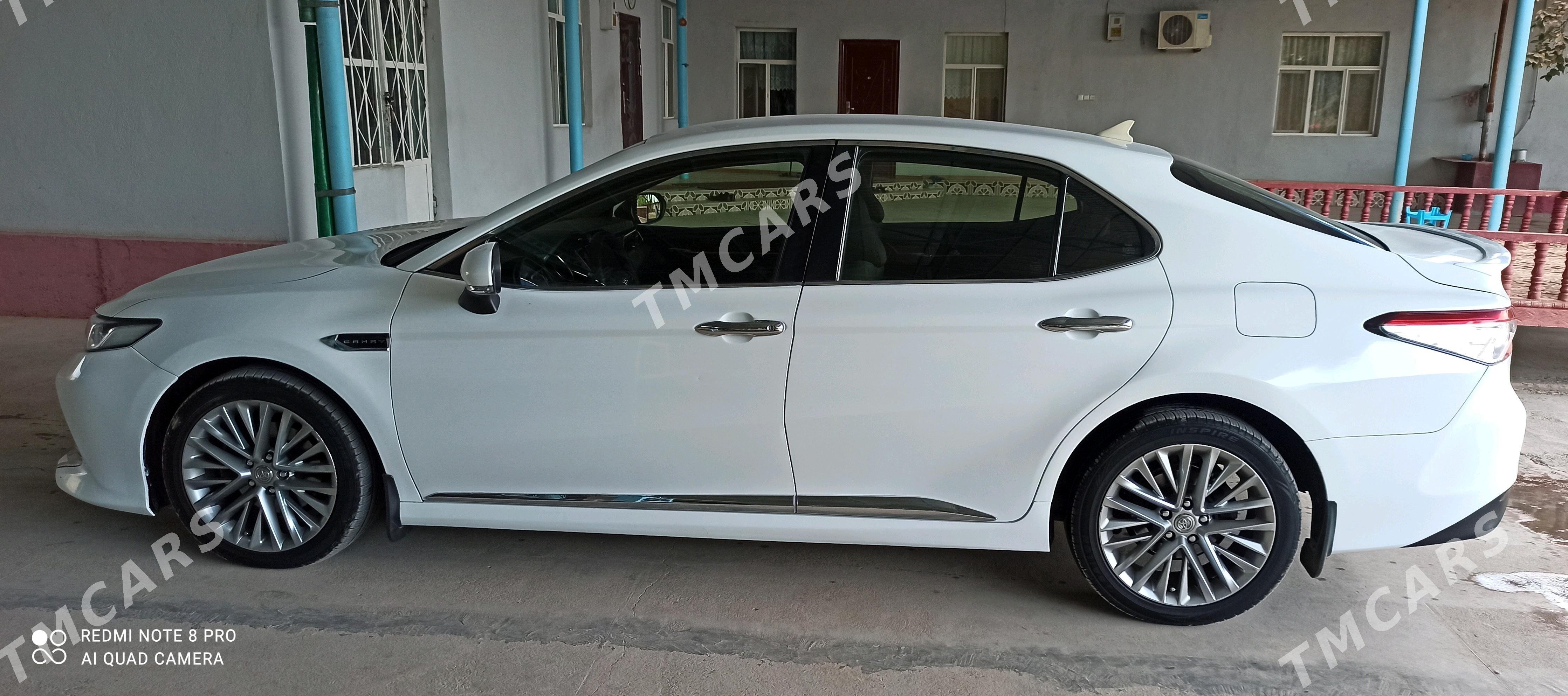 Toyota Camry 2018 - 240 000 TMT - Ак-Бугдайский этрап - img 3