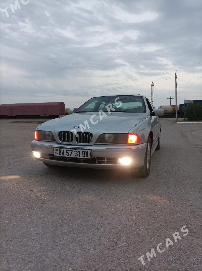 BMW E39 1998 - 80 000 TMT - Гумдаг - img 6