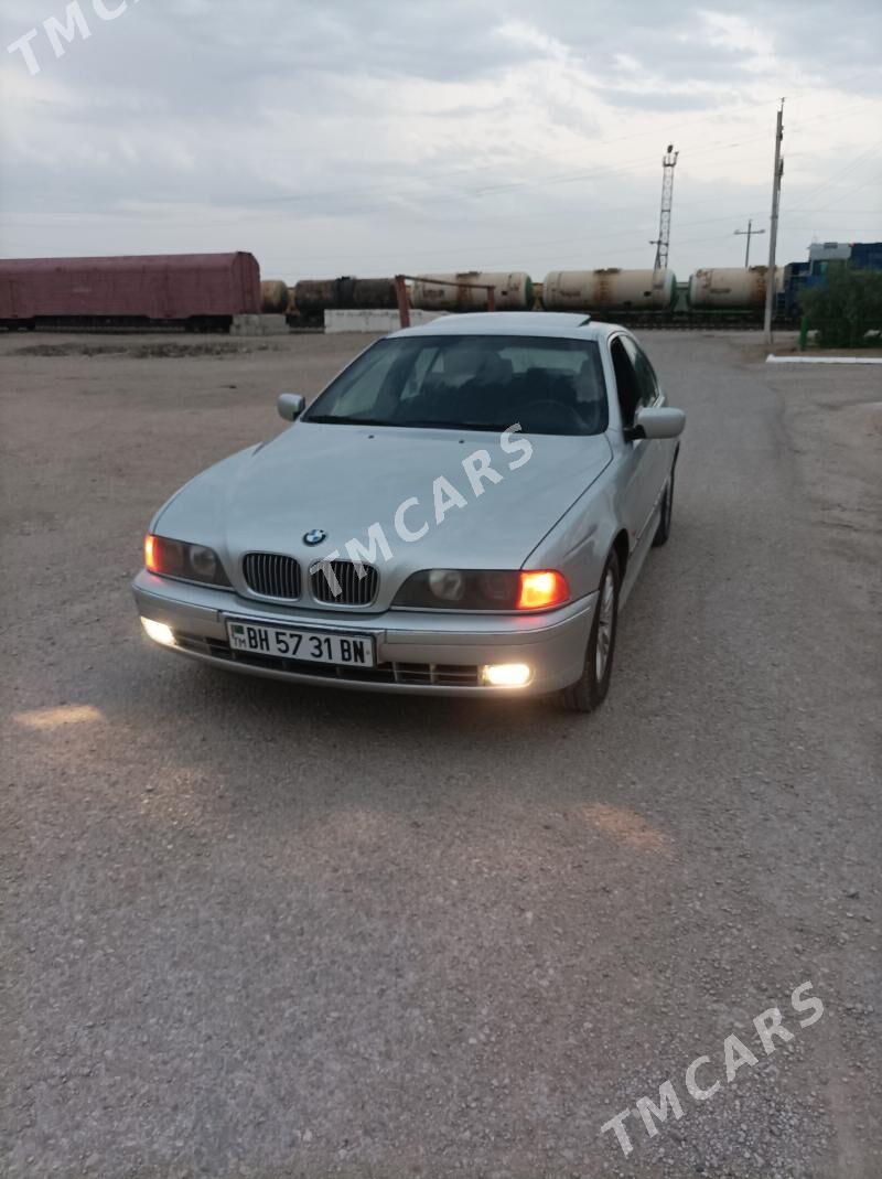 BMW E39 1998 - 80 000 TMT - Гумдаг - img 7