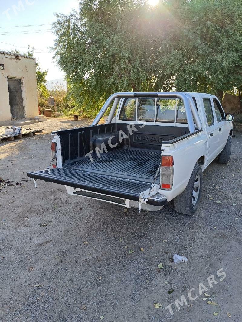 Nissan Navara 2007 - 140 000 TMT - Кëши - img 4